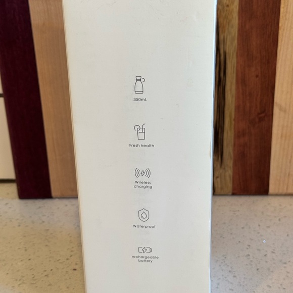 Portable mini juice blender - Picture 3 of 5